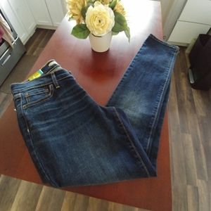 Old Navy Sweetheart Skinny Jeans